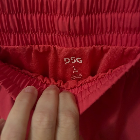 DSG shorts - Picture 3 of 3